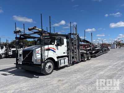 2016 Volvo VAH Car Carrier Truck