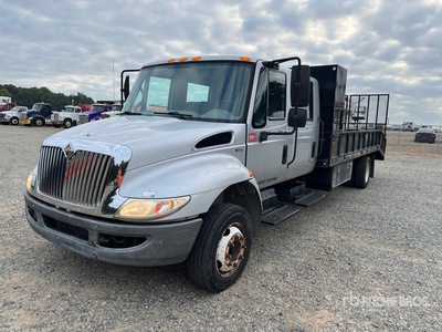 2011 International 4300 4x2 Crew Cab Flatbed Truck