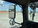 Cab with Lusterka