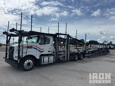 2016 Volvo VAH Car Carrier Truck