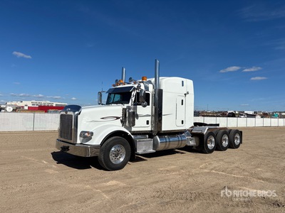 2015 Peterbilt 367 8x6 Sleeper Prime Mover