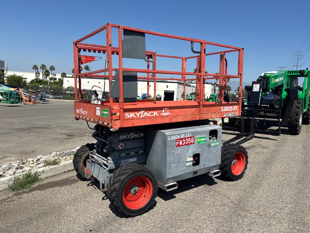 2015 Skyjack SJ6826 RT Diesel 4x4 Scissor Lift
