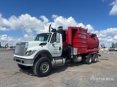 Guzzler on 2008 International 7600 6x4 バキュームトラック