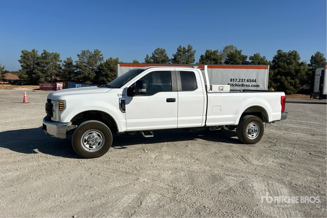 2019 Ford F-250 XL 4x4 Extended Cab Pickup