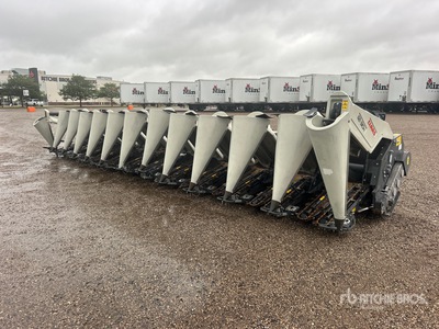 Claas 12-30C 12 Row 30 ft Corn Combine Header