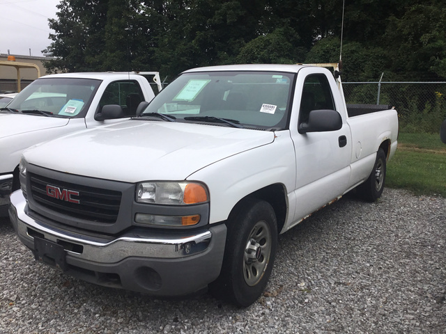 2007 GMC Sierra Pickup - 2217668 / D1-08