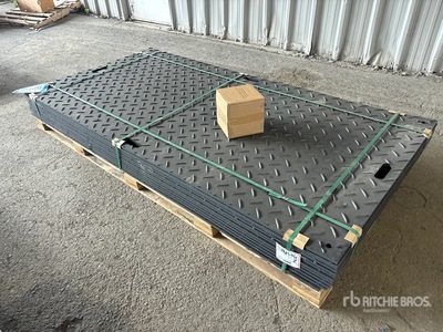 Quantity of (12) 2026 SKLP SK-LJB12 94 in x 47 in Polyethylene Ground Protection クレーンマット (Unused)