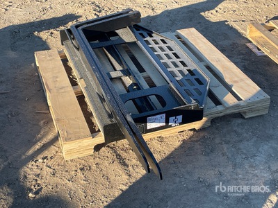 2026 GIYI GY-DHC 60 in Skid Steer Forks (Unused)