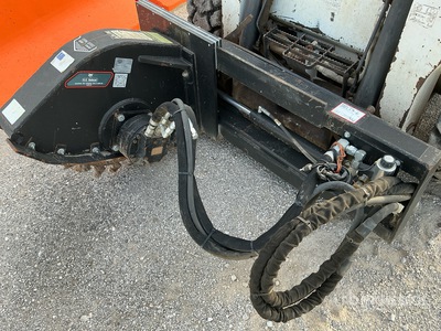 Skid Steer Rock Saw Varios implementos minicargadora