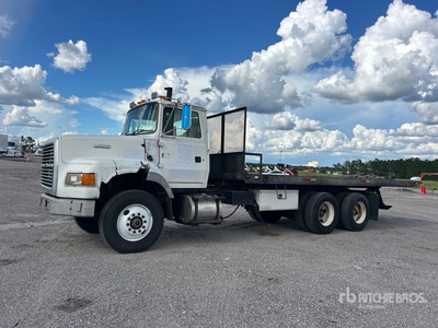 1995 Ford L9000 6x4 Rollback Truck
