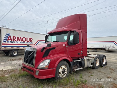 2014 Volvo VNL300 6x4 Day Cab Prime Mover