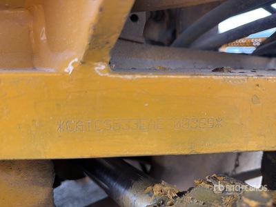 2002 Cat CS533D Rodillo / Smooth Drum Compactor