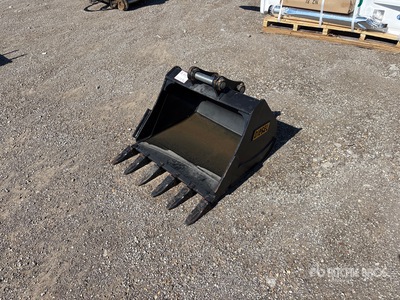 Diesel 35CL 28 in Excavator Bucket