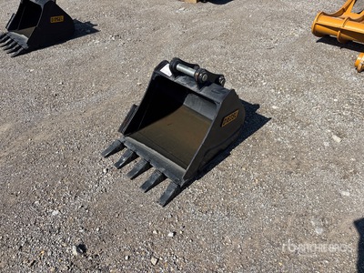 Diesel 35CL 24 in Excavator Bucket