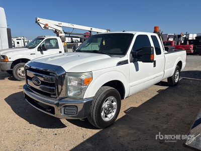 2011 Ford F-250 XL 4x2 Extended Cab Pickup