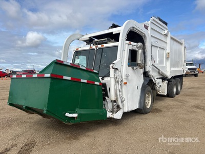2014 Mack LEU613 6x4 Front Loader Waste Collection Truck
