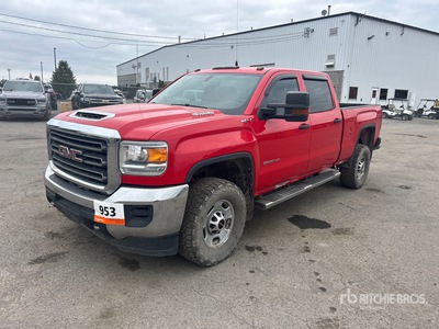 2019 GMC Sierra 2500 4x4 Crew Cab Pickup