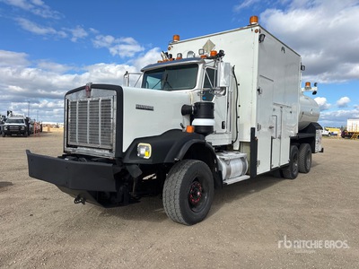 2016 Kenworth C500 6x4 Camion de combustible y lubricacion
