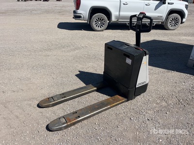 2003 Crown WP2030-45 2040 lb Electric Pallet Jack (Inoperable)