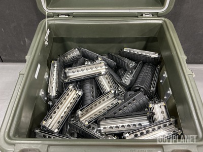 (93) Lower Handguards w/Storage Case