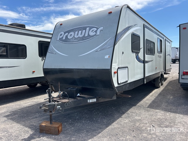 2019 Pioneer 32LX Prowler 36 ft T/A Travel Trailer
