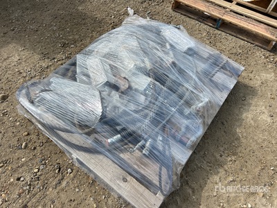 Quantity of Hoses, Clevises, Pintle Hitch and Wire Élingue