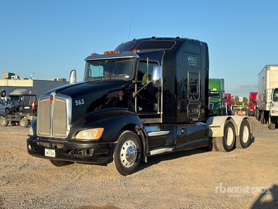 2013 Kenworth T600 6x4 T/A Sleeper Truck Tractor
