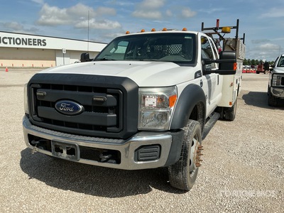 2016 Ford F-450 XL 4x2 Extended Cab Utility Truck