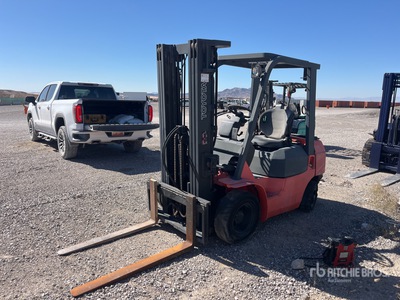 Toyota 7FGU25 Forklift (Inoperable)