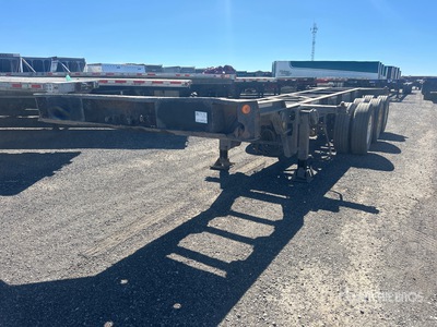 2010 30 ft Tri/A Container Trailer