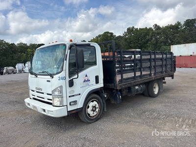 2015 Isuzu NRR 4x2 Flatbed Truck