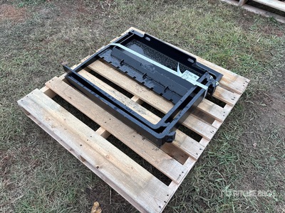 2026 GIYI GY-XHC 29 in Mini Skid Steer Forks (Unused)