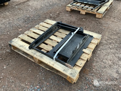 2026 GIYI GY-XHC 29 in Mini Skid Steer Forks (Unused)