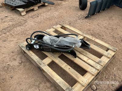 2026 GIYI GY-XJ3T 30 in Hydraulic Excavator Thumb - Fits Cat 3 ton (Unused)