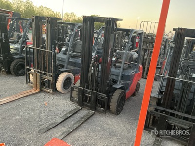 2018 Toyota 8FGCU25 4500 lb Cushion Tire Montacargas