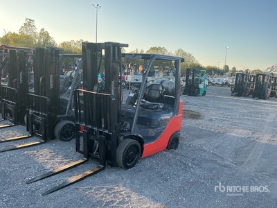 Toyota 8FGCU25 4500 lb Cushion Tire Forklift