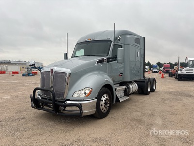 2018 Kenworth T680 6x4 Cabina con cuccetta per trattore stradale