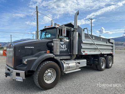 2005 Kenworth T800 Sleeper Prime Mover