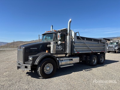 2005 Kenworth T800 6x4 T/A Camión dumper