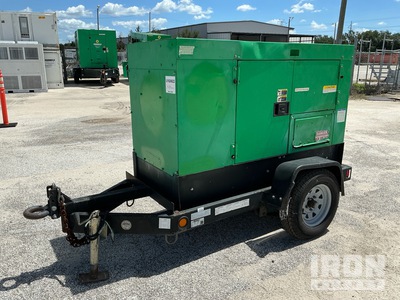 2017 Multiquip DCA-25SSIU4F 20 kW Mobile 発電機セット (250-749 kw/310-950 kva)