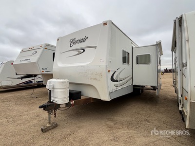 2007 General Coach Corsair 28CKDS 32 ft T/A Travel Trailer