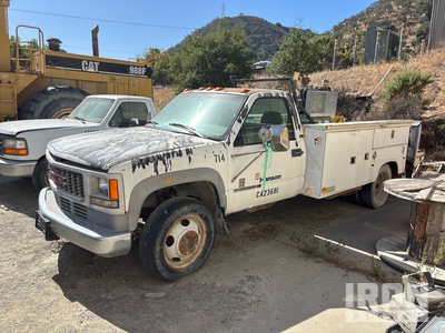 1997 GMC 3500HD SL 4x2 Camión Utilitario (Inoperable)