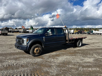 2019 Ford F-550 XL 4x4 Crew Cab Flatbed Truck