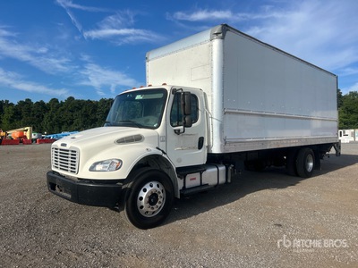 2016 Freightliner M2 106 4x2 Camion fourgon