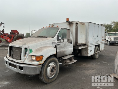 2007 Ford F-750 XLT 4x2 Camion de lubrification