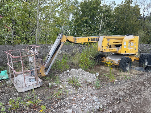 2002 Haulotte HA51JRT 4WD Articulating Boom Lift (Inoperable) 2002 Haulotte HA51JRT 4WD Articulating Boom Lift (Inoperable)
