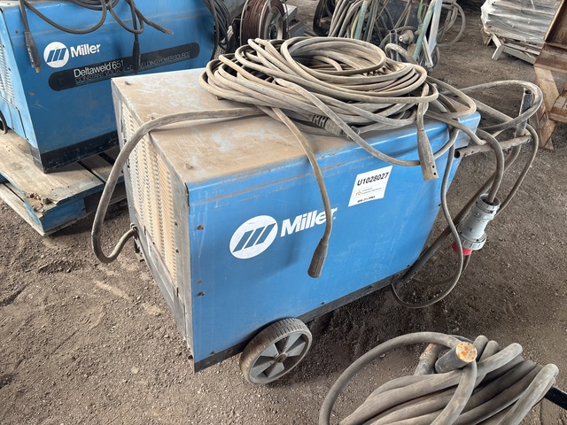 Miller Dimension 652 650 A Multi-Process Electric Welder Miller Dimension 652 650 A Multi-Process Electric Welder
