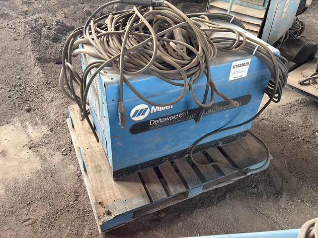 Miller Deltaweld 651 650 A MIG Electric Welder Miller Deltaweld 651 650 A MIG Electric Welder