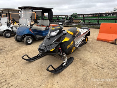 2009 Ski-doo Summit X 800 Snowmobile