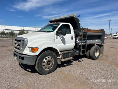 2010 Ford F-750 4x2 S/A Dump Truck
